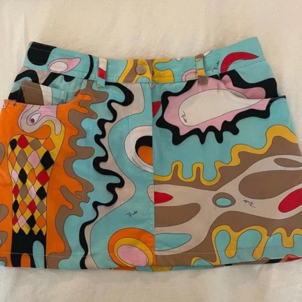 AUTHENTIC Emilio Pucci mini skirt
